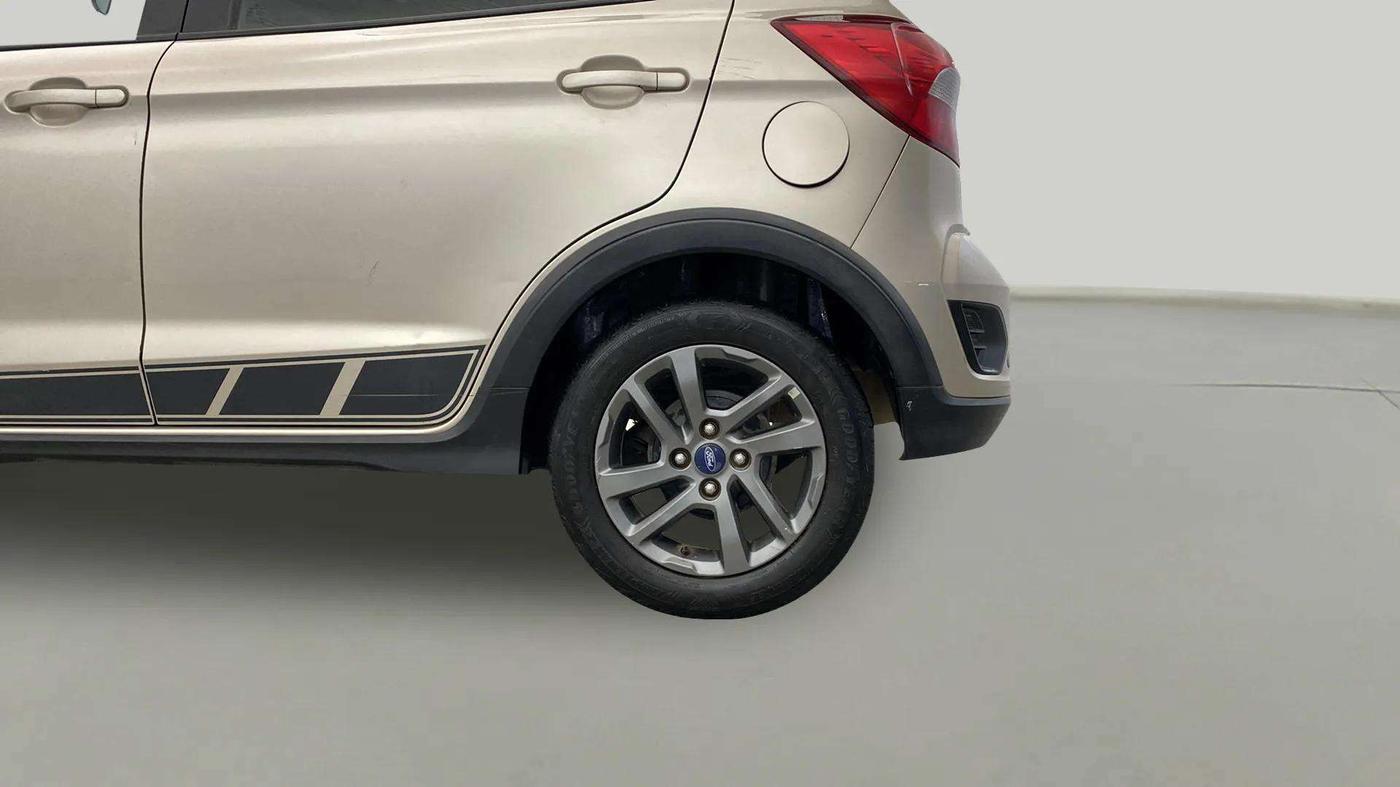 2018 Ford FREESTYLE TITANIUM 1.2 PETROL, Petrol, Manual, 59,894 km, Left Rear Wheel