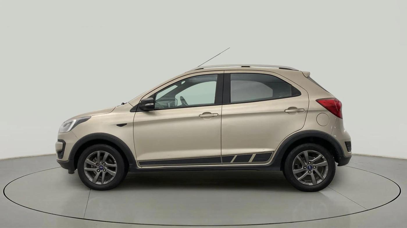 2018 Ford FREESTYLE TITANIUM 1.2 PETROL, Petrol, Manual, 59,894 km, Left Side