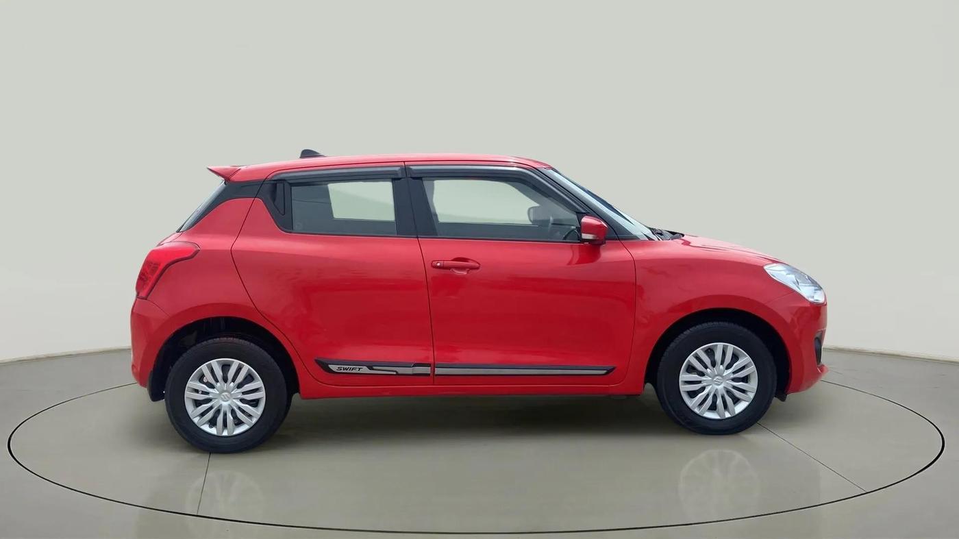 2019 Maruti Swift VXI, Petrol, Manual, 35,795 km, Right Side View