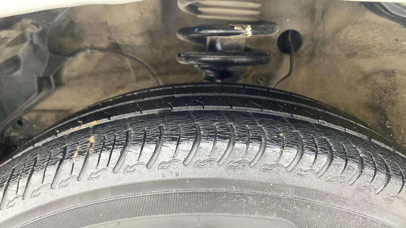 2020 Maruti S PRESSO VXI+, Petrol, Manual, 51,753 km, Left Front Tyre Tread