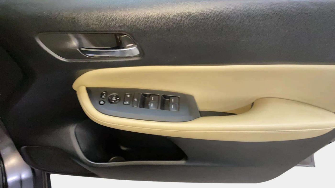 2021 Honda City 1.5L I-VTEC ZX, Petrol, Manual, 67,960 km, Driver Side Door Panels Control