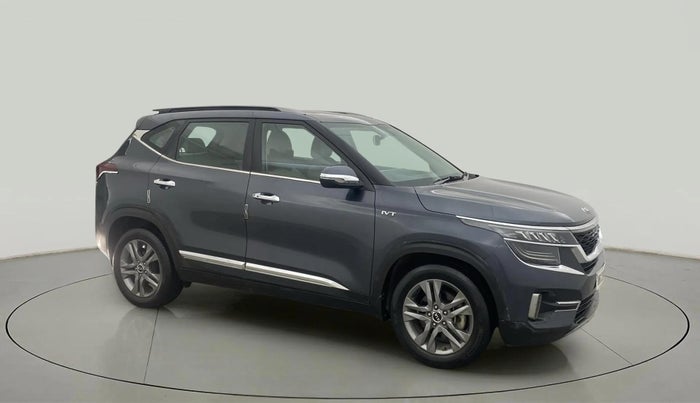 2020 KIA SELTOS HTX IVT 1.5 PETROL, Petrol, Automatic, 13,515 km, Right Front Diagonal