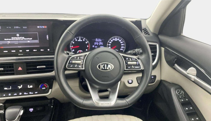 2020 KIA SELTOS HTX IVT 1.5 PETROL, Petrol, Automatic, 13,515 km, Steering Wheel Close Up