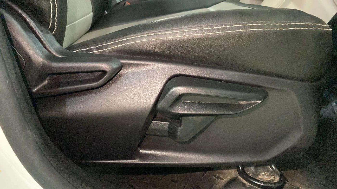 2023 Tata TIGOR XZ PLUS PETROL, Petrol, Manual, 22,160 km, Driver Side Adjustment Panel