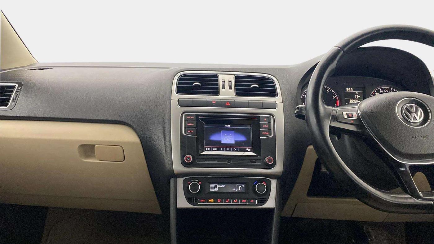 2016 Volkswagen Ameo HIGHLINE1.2L, Petrol, Manual, 86,560 km, Air Conditioner