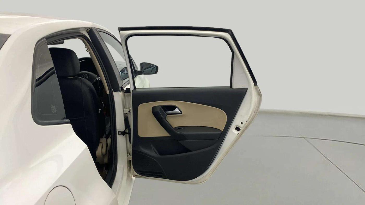 2016 Volkswagen Ameo HIGHLINE1.2L, Petrol, Manual, 86,560 km, RHS Rear Door