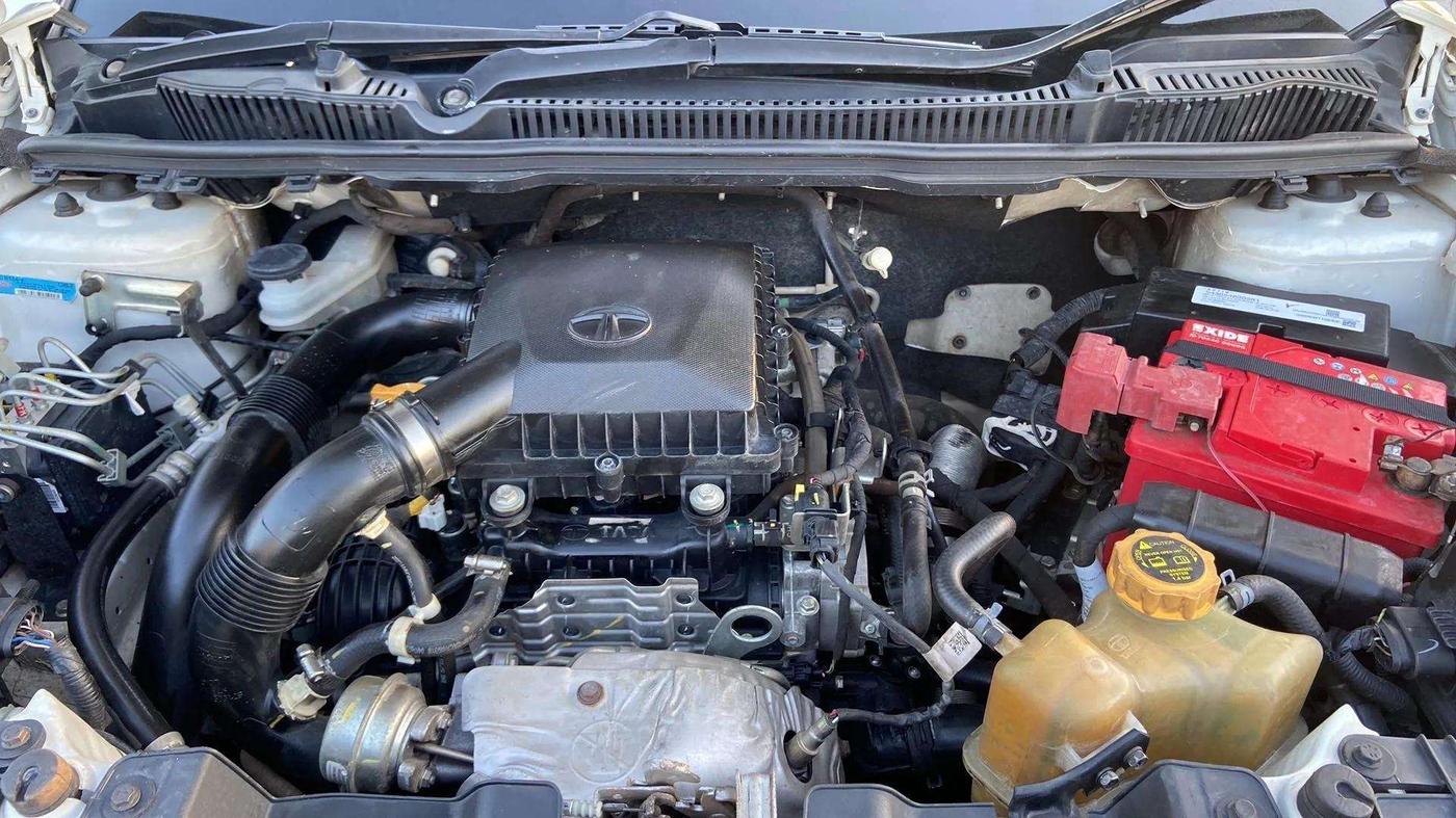2022 Tata NEXON XM PETROL, Petrol, Manual, 65,961 km, Open Bonet