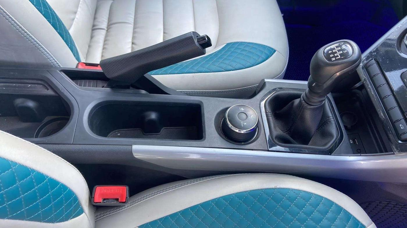 2022 Tata NEXON XM PETROL, Petrol, Manual, 65,961 km, Gear Lever