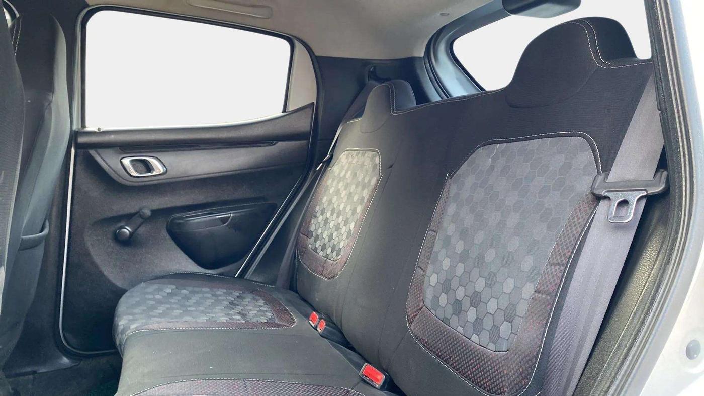 2019 Renault Kwid RXT 0.8 (O), Petrol, Manual, 28,877 km, Right Side Rear Door Cabin