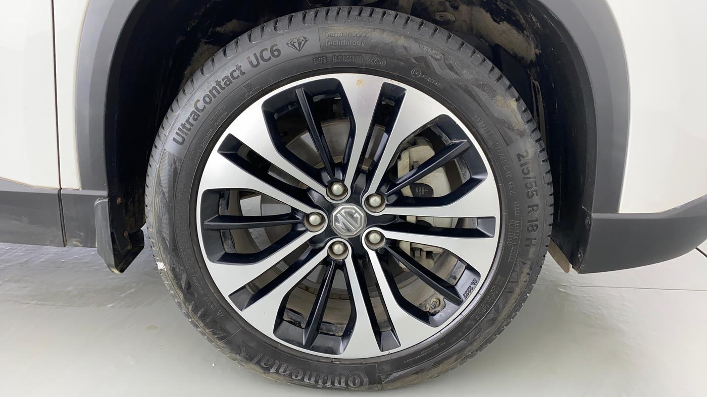 2021 MG HECTOR SHARP DCT PETROL, Petrol, Automatic, 21,972 km, Right Front Wheel