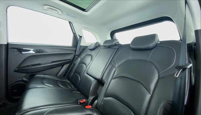 2021 MG HECTOR SHARP DCT PETROL, Petrol, Automatic, 21,972 km, Right Side Rear Door Cabin