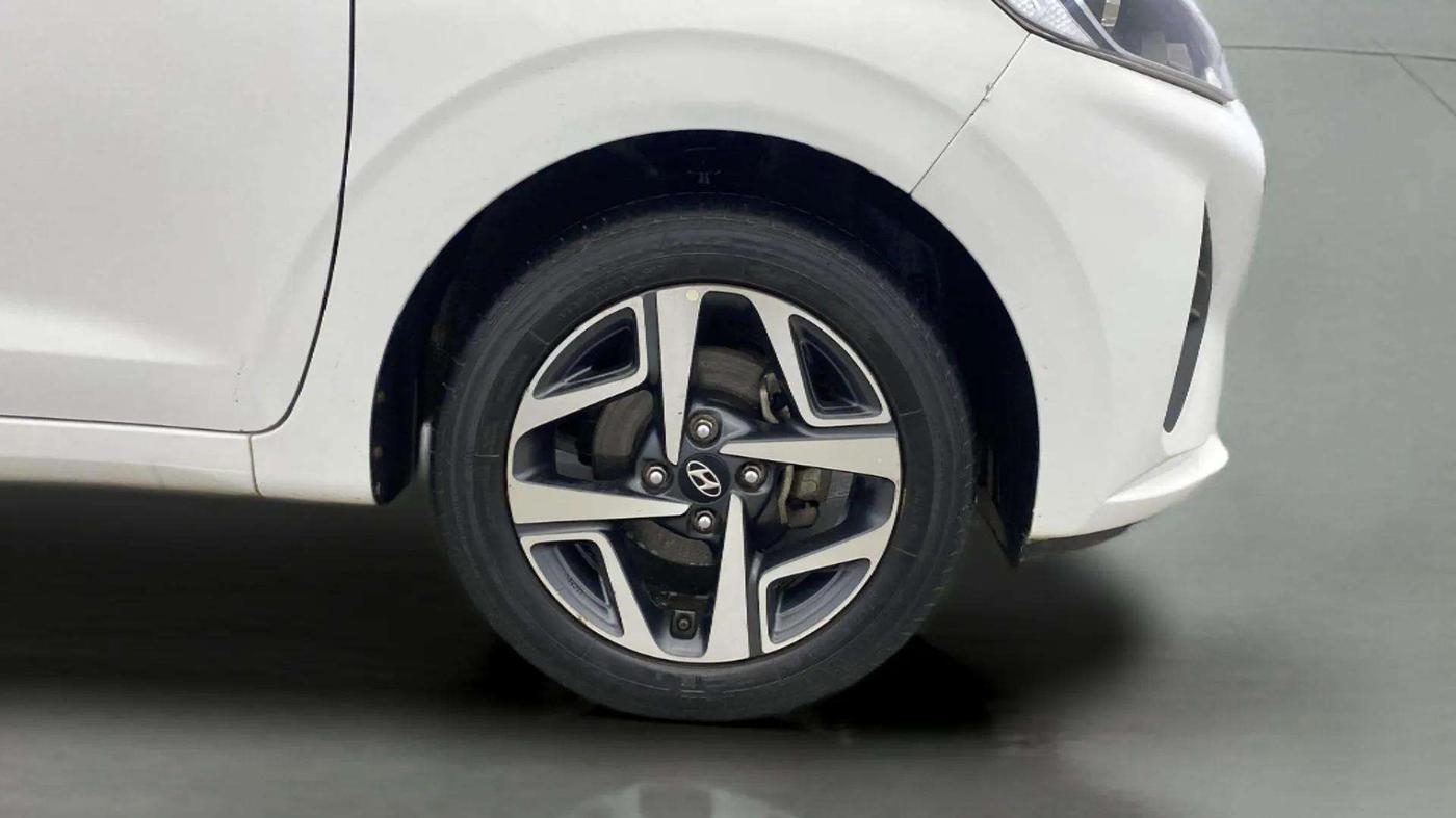 2020 Hyundai AURA SX 1.2 (O), Petrol, Manual, 49,392 km, Right Front Wheel