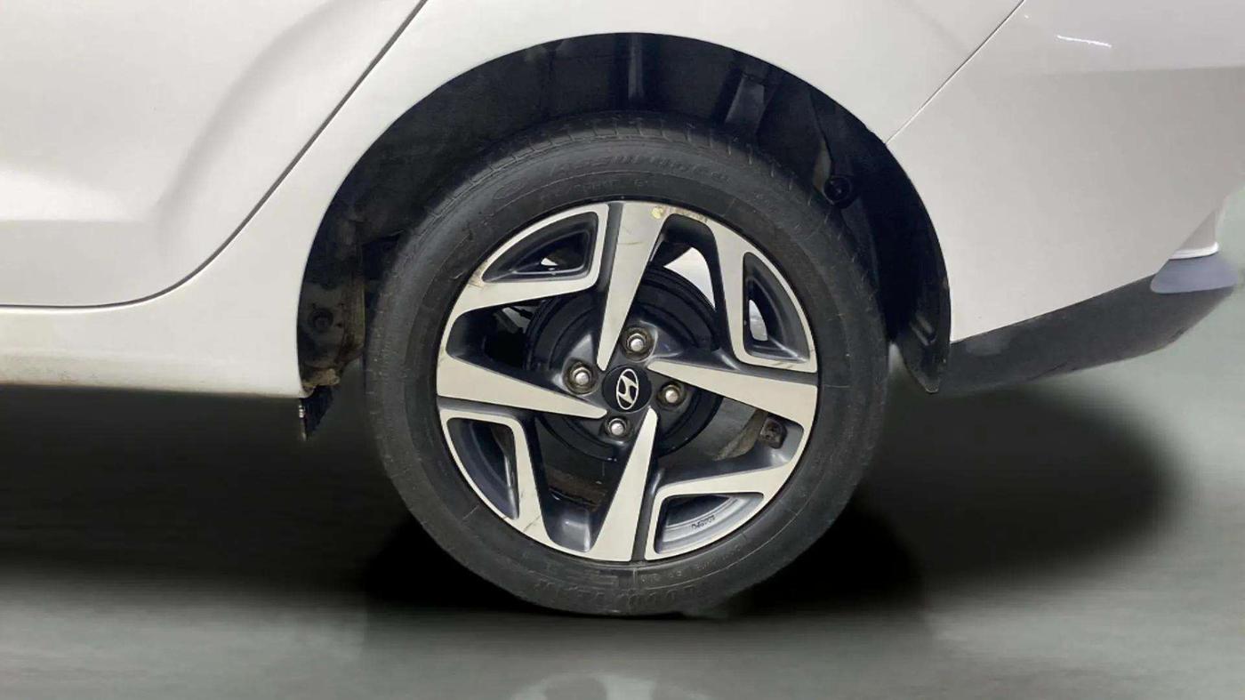 2020 Hyundai AURA SX 1.2 (O), Petrol, Manual, 49,392 km, Left Rear Wheel