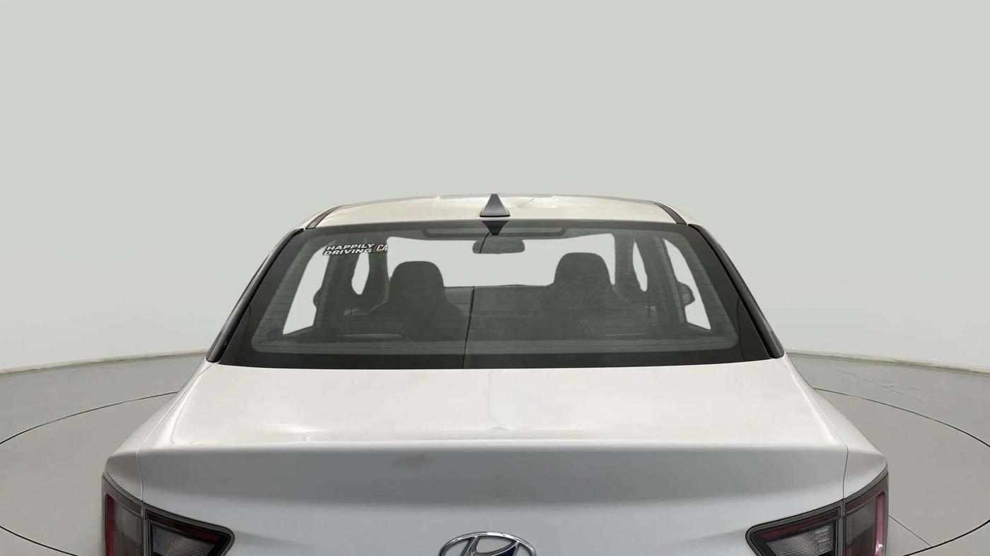 2020 Hyundai AURA SX 1.2 (O), Petrol, Manual, 49,392 km, Rear Windshield