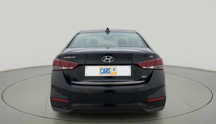 2018 Hyundai Verna 1.6 VTVT SX, Petrol, Manual, 37,987 km, Back/Rear