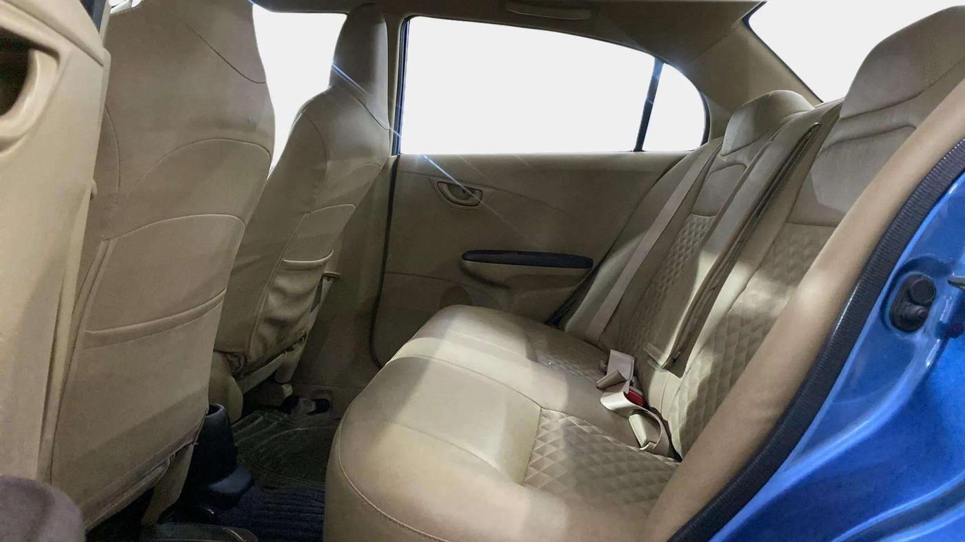 2013 Honda Amaze 1.2L I-VTEC S, Petrol, Manual, 5,099 km, Right Side Rear Door Cabin