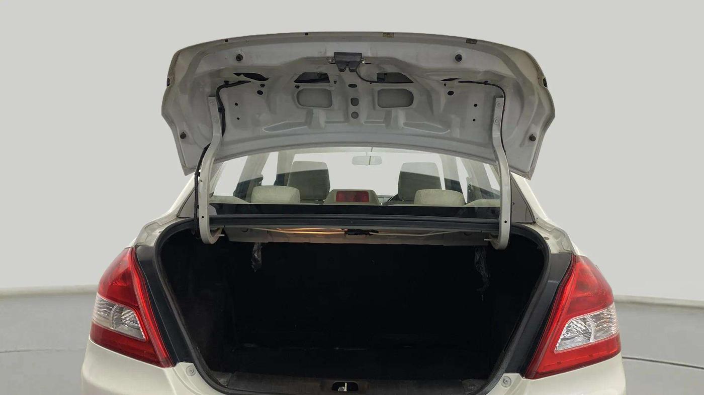 2015 Maruti Swift Dzire VXI, Petrol, Manual, 90,296 km, Boot Door Open