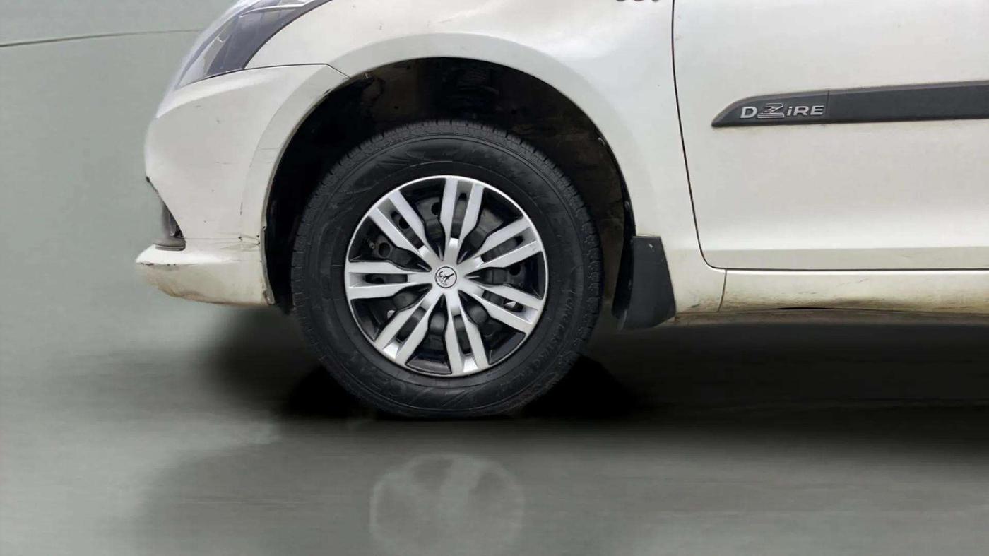 2015 Maruti Swift Dzire VXI, Petrol, Manual, 90,296 km, Left Front Wheel