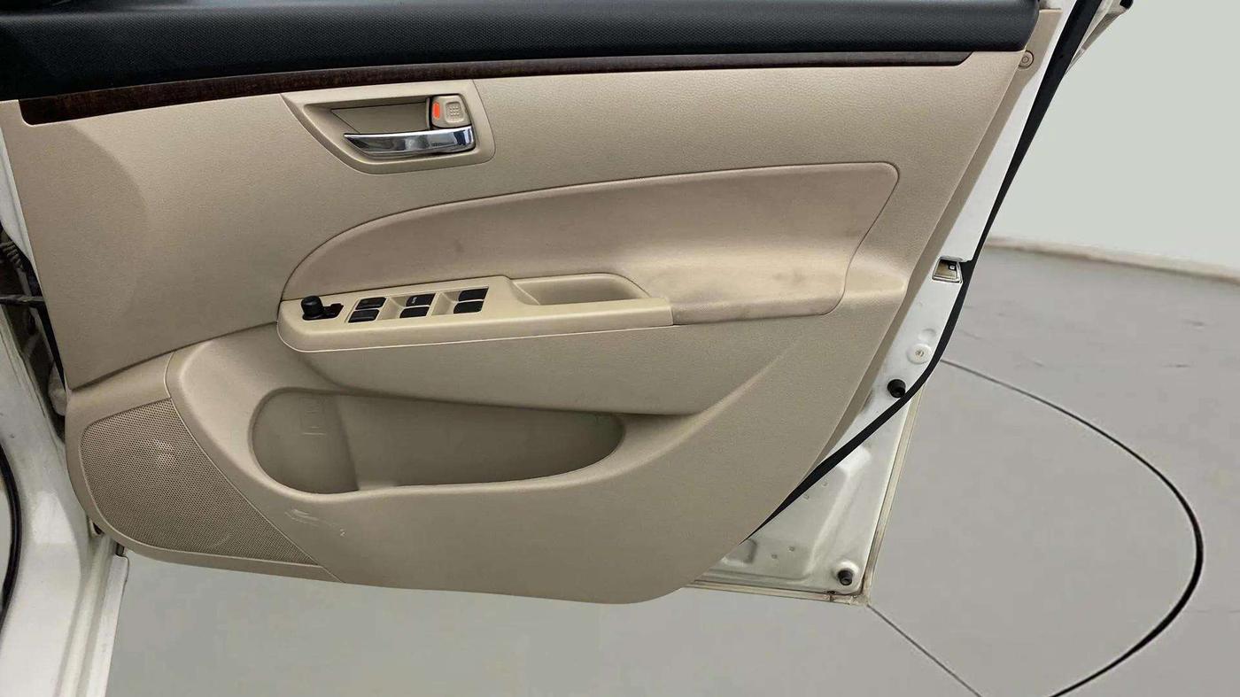 2015 Maruti Swift Dzire VXI, Petrol, Manual, 90,296 km, Driver Side Door Panels Control