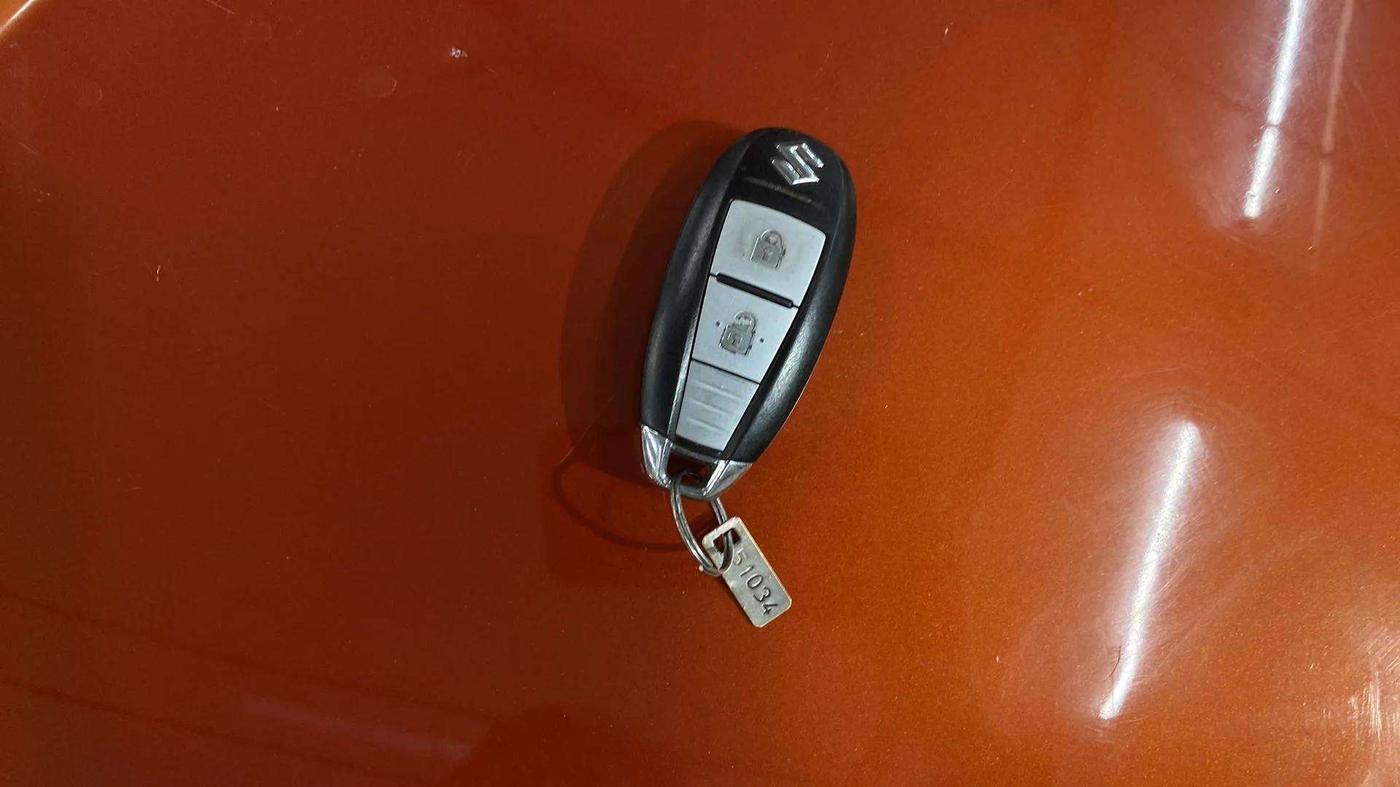 2018 Maruti IGNIS ALPHA 1.2 DUAL TONE, Petrol, Manual, 49,472 km, Key Close Up