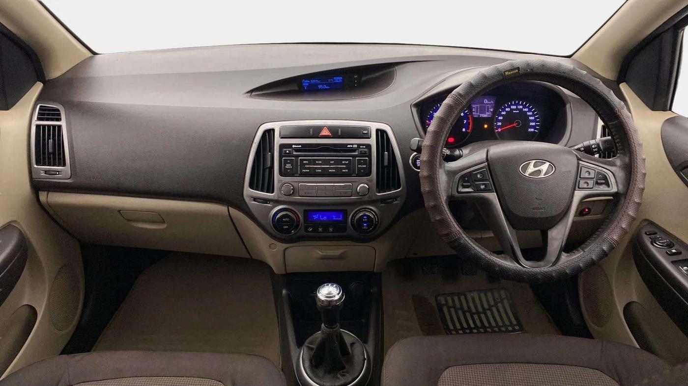 2014 Hyundai Elite i20 ASTA 1.2, CNG, Manual, 77,384 km, Dashboard