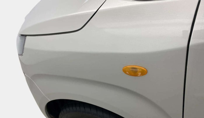 2019 Maruti New Wagon-R LXI CNG 1.0, CNG, Manual, 28,752 km, Left fender - Lining loose
