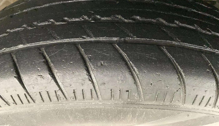 2019 Maruti New Wagon-R LXI CNG 1.0, CNG, Manual, 28,752 km, Right Front Tyre Tread