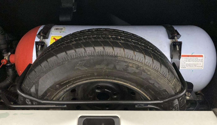 2019 Maruti New Wagon-R LXI CNG 1.0, CNG, Manual, 28,752 km, Dicky (Boot door) - Jack/Tool not available