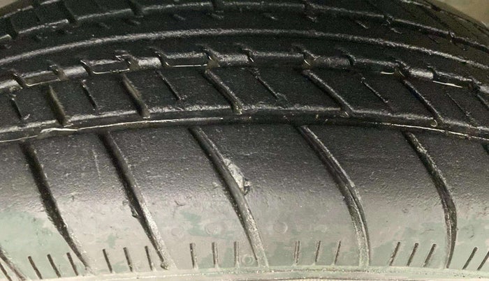 2019 Maruti New Wagon-R LXI CNG 1.0, CNG, Manual, 28,752 km, Left Rear Tyre Tread