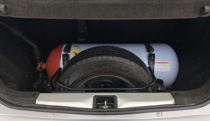 2019 Maruti New Wagon-R LXI CNG 1.0, CNG, Manual, 28,752 km, Boot Inside