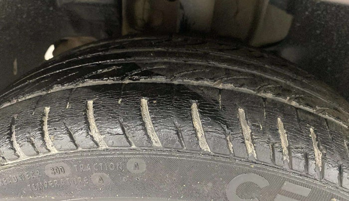 2018 Tata Tiago XZ PETROL, Petrol, Manual, 98,186 km, Left Front Tyre Tread