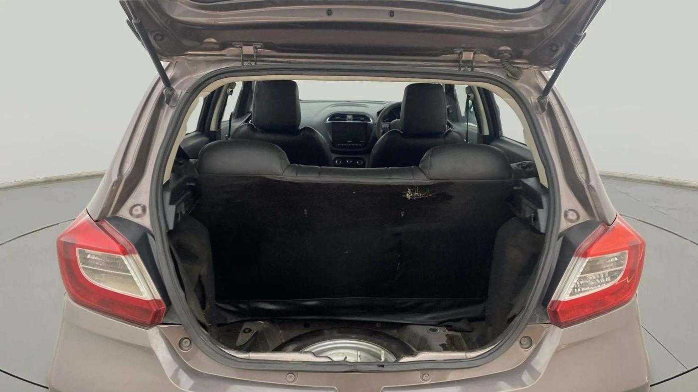 2018 Tata Tiago XZ PETROL, Petrol, Manual, 97,476 km, Boot Open Zoomed View