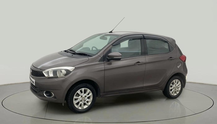 2018 Tata Tiago XZ PETROL, Petrol, Manual, 98,186 km, Left Front Diagonal