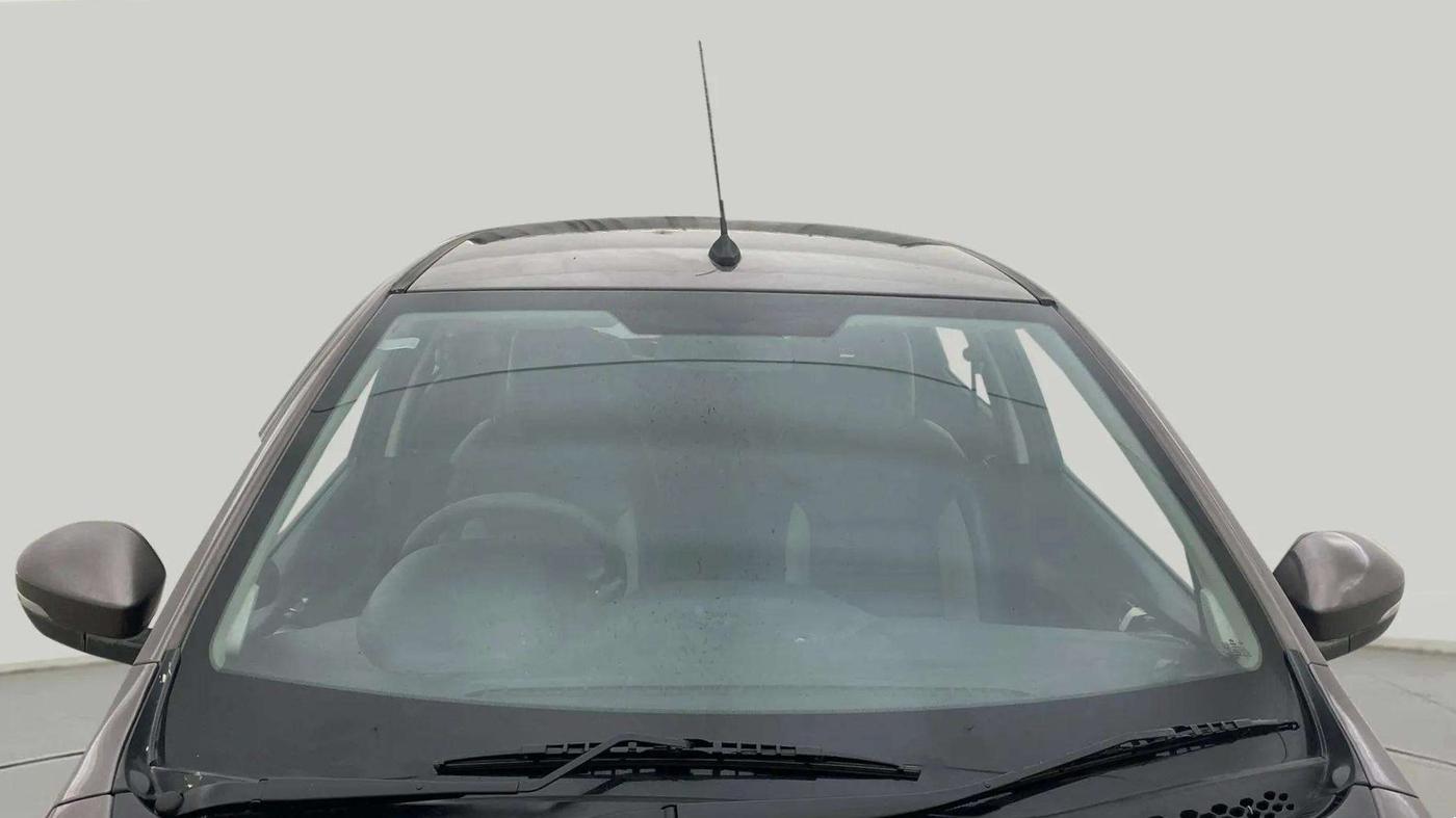 2018 Tata Tiago XZ PETROL, Petrol, Manual, 97,476 km, Front Windshield