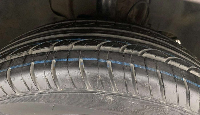 2018 Tata Tiago XZ PETROL, Petrol, Manual, 98,186 km, Right Front Tyre Tread