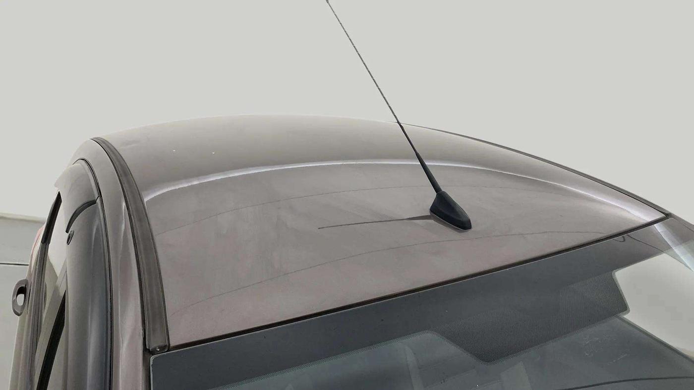 2018 Tata Tiago XZ PETROL, Petrol, Manual, 97,476 km, Roof