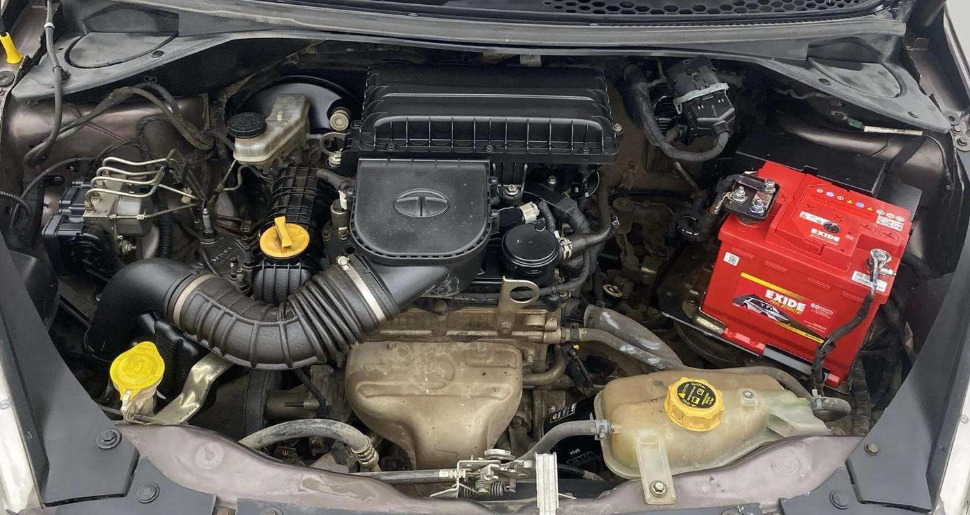 2018 Tata Tiago XZ PETROL, Petrol, Manual, 97,476 km, Engine View