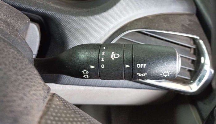 2018 Tata Tiago XZ PETROL, Petrol, Manual, 98,186 km, Dashboard - Headlight height adjustment not working