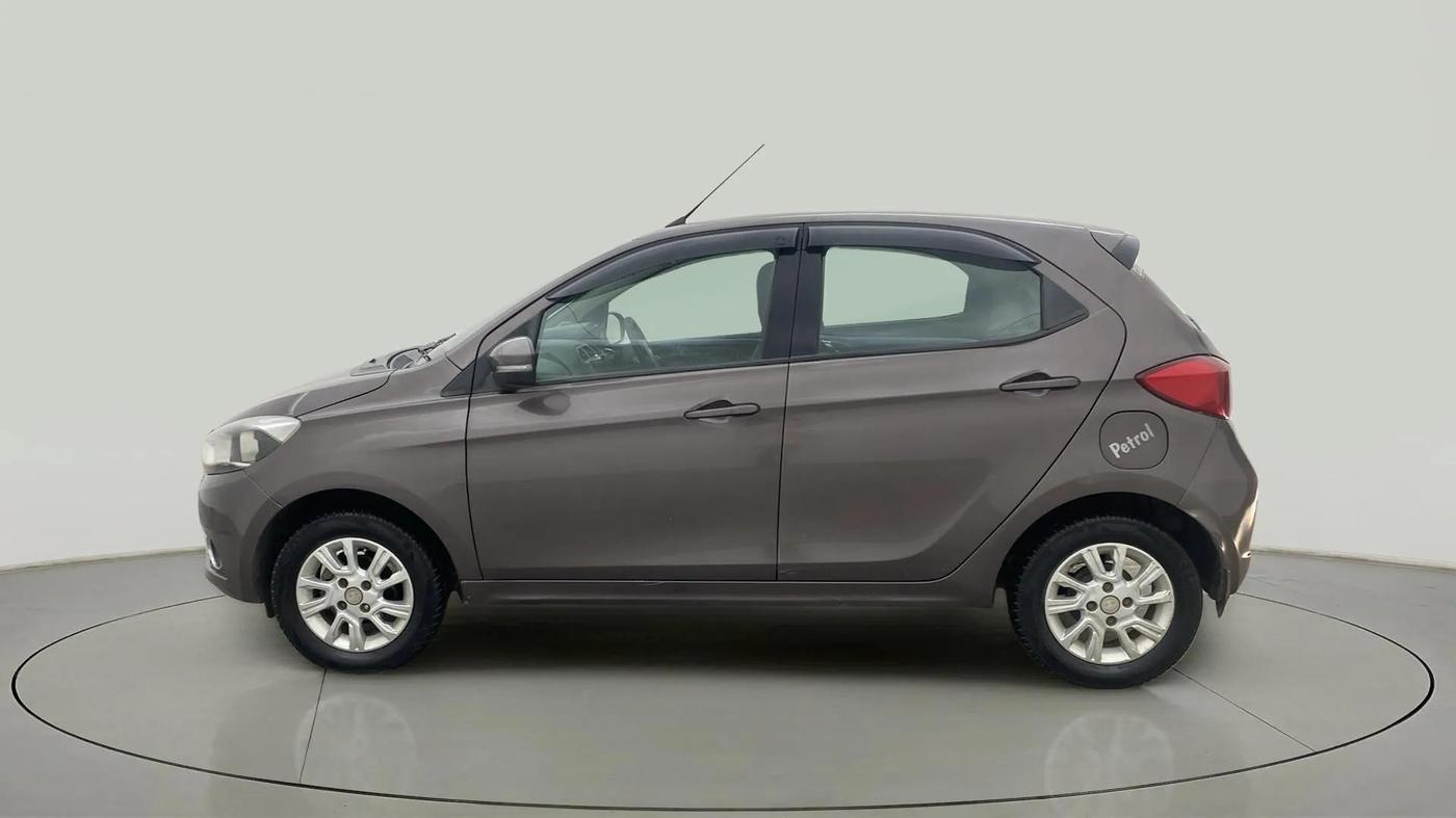 2018 Tata Tiago XZ PETROL, Petrol, Manual, 97,476 km, Left Side