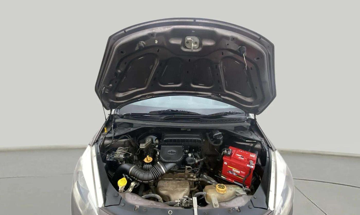2018 Tata Tiago XZ PETROL, Petrol, Manual, 97,476 km, Open Bonet