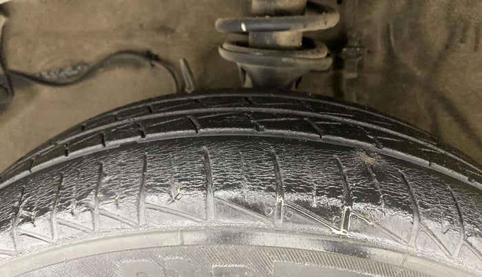 2020 Maruti Alto LXI CNG, CNG, Manual, 16,671 km, Left Front Tyre Tread