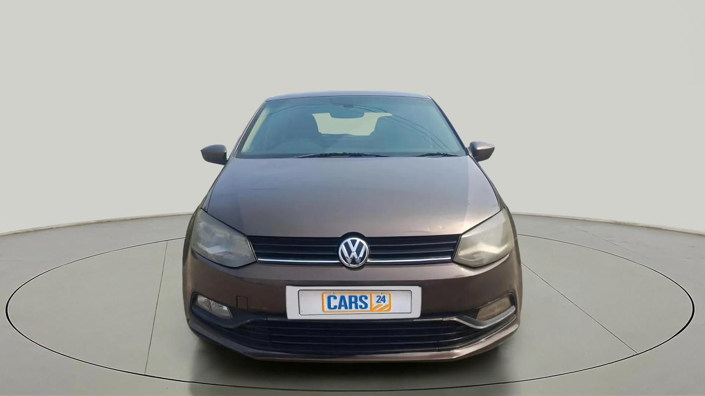 2016 Volkswagen Polo HIGHLINE1.2L, Petrol, Manual, 61,170 km, Front