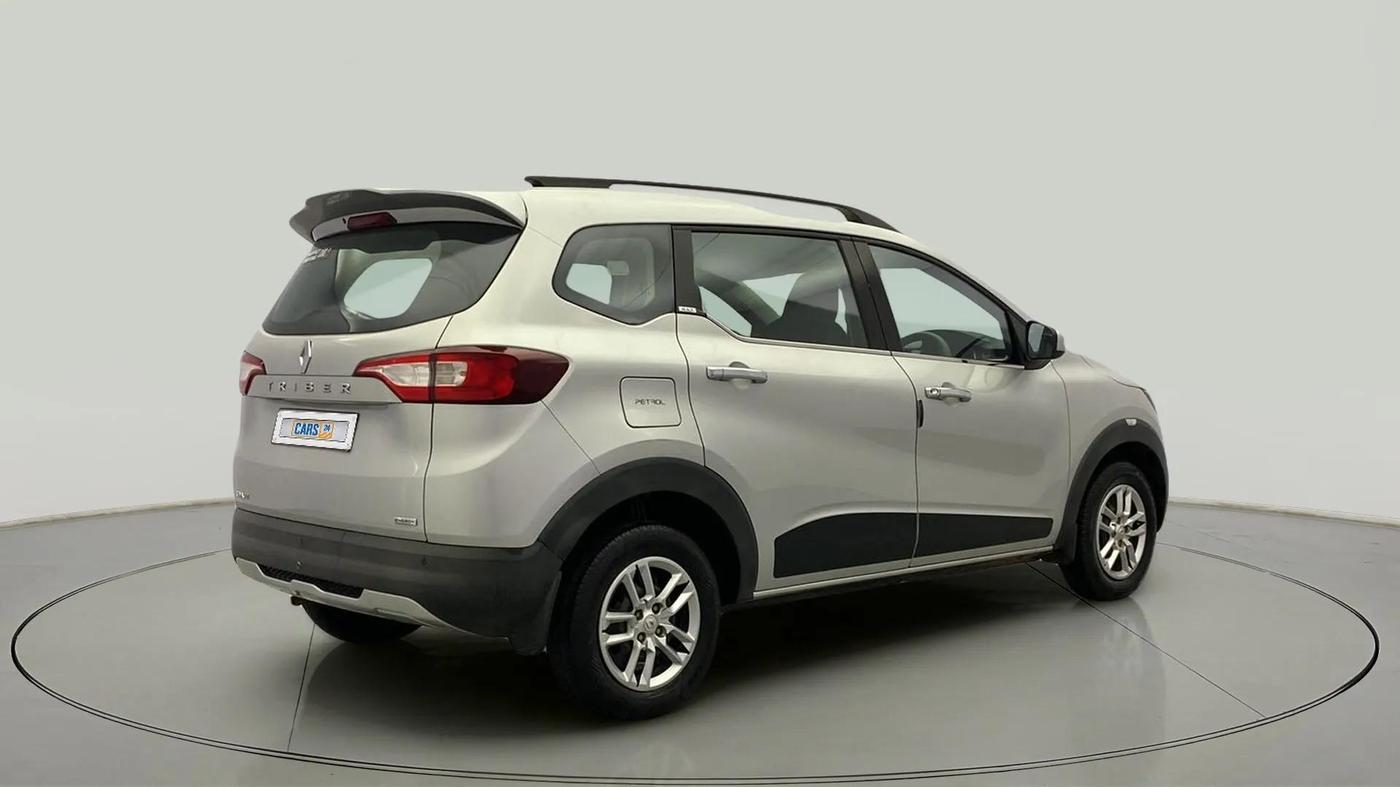 2020 Renault TRIBER RXT, Petrol, Manual, 70,184 km, Right Back Diagonal
