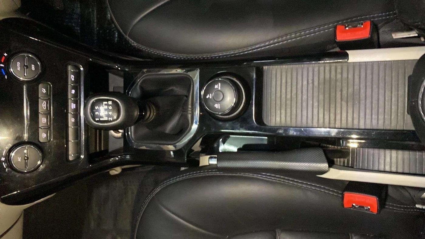 2020 Tata NEXON XZ PLUS (O) PETROL, Petrol, Manual, 44,340 km, Gear Lever