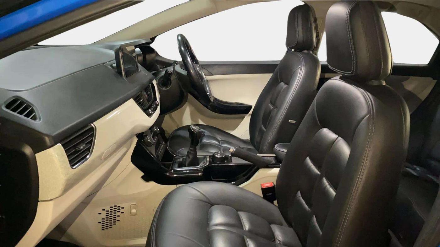 2020 Tata NEXON XZ PLUS (O) PETROL, Petrol, Manual, 44,340 km, Right Side Front Door Cabin