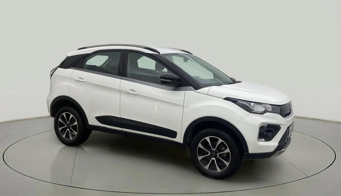 2020 Tata NEXON XZA PLUS PETROL, Petrol, Automatic, 35,323 km, Right Front Diagonal