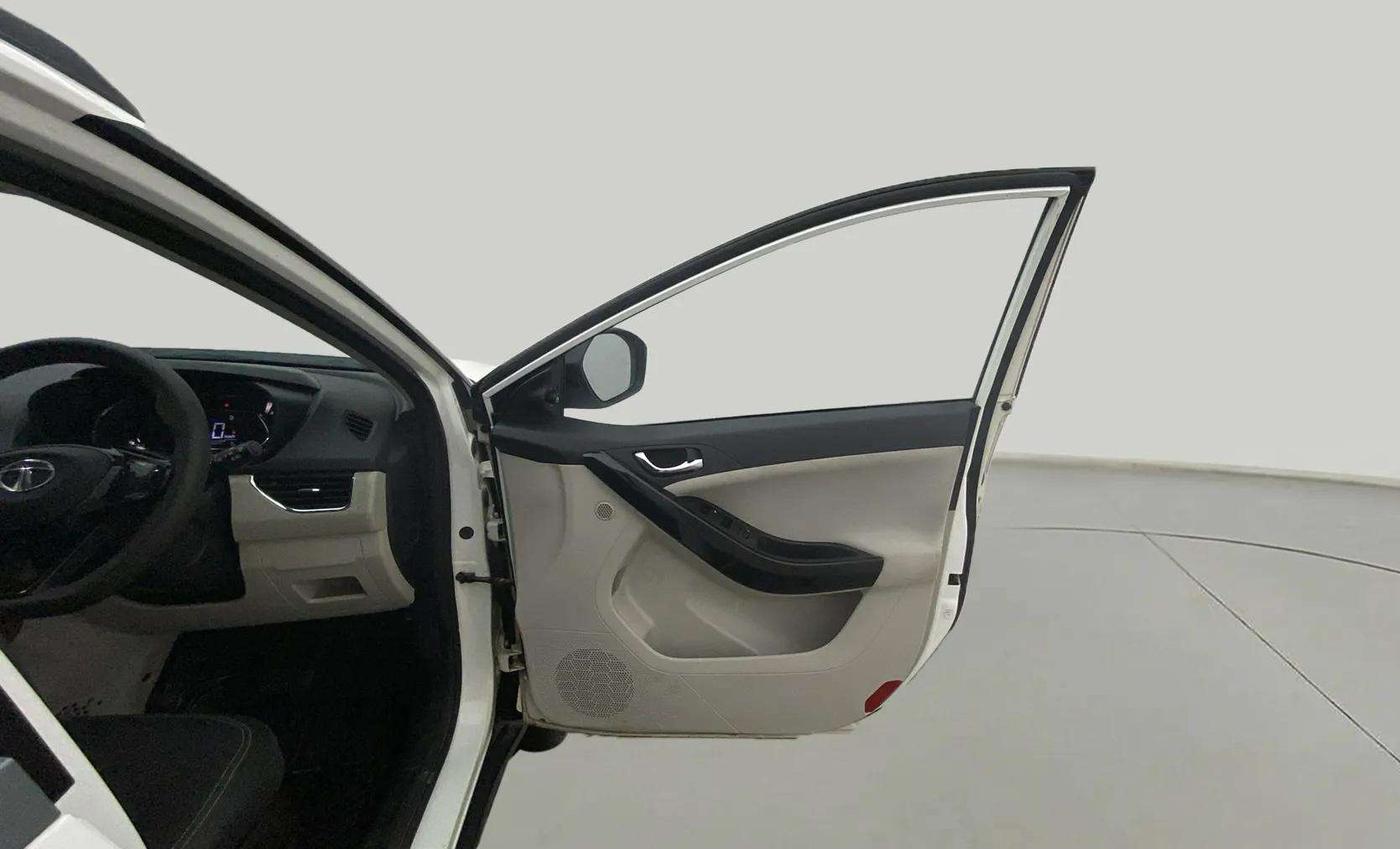 2020 Tata NEXON XZA PLUS PETROL, Petrol, Automatic, 35,323 km, RHS Front Door
