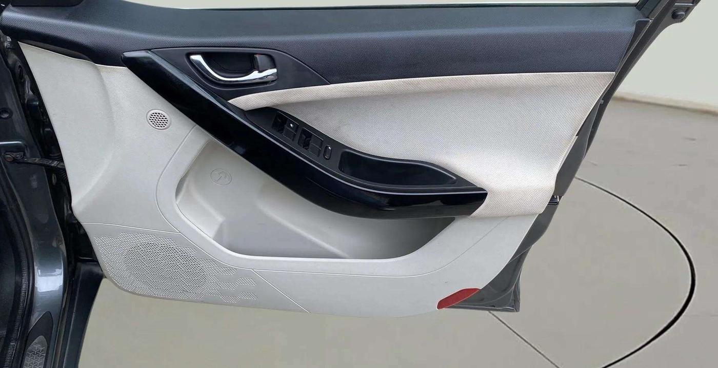 2022 Tata NEXON XZ PLUS (HS) PETROL, Petrol, Manual, 19,960 km, Driver Side Door Panels Control