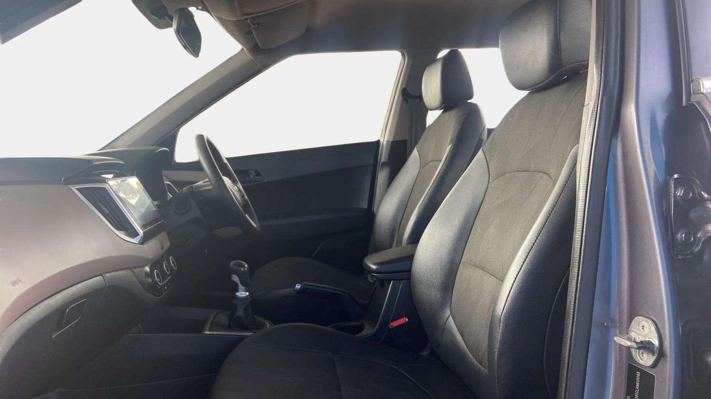 2019 Hyundai Creta E PLUS 1.6 PETROL, Petrol, Manual, 73,850 km, Right Side Front Door Cabin