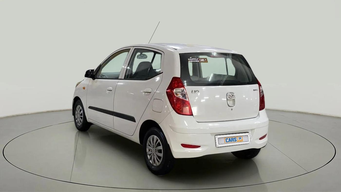 2015 Hyundai i10 SPORTZ 1.1, Petrol, Manual, 47,968 km, Left Back Diagonal